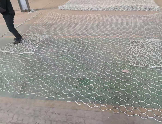 Сетка Bunnings коробки OEM 100×120mm горячая окунутая гальванизированная Gabion сплетя 1