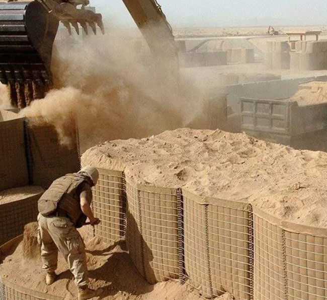отверстия Hesco Gabion 75mm квадратные сваренное барьером для военной подпорной стенки 2