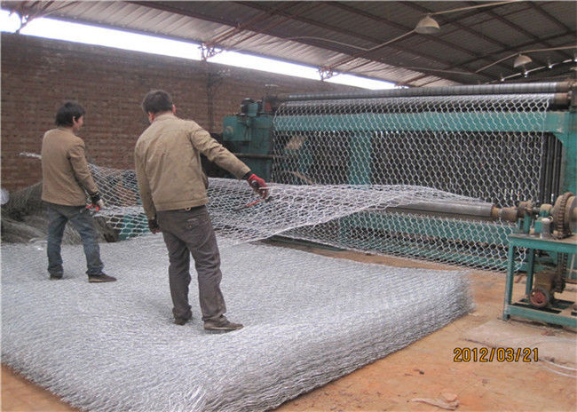 покрытый цинком камень регулирования паводковых вод Gabion коробки 270g/M2 заполнил 3m x 1m x 0.5m 0