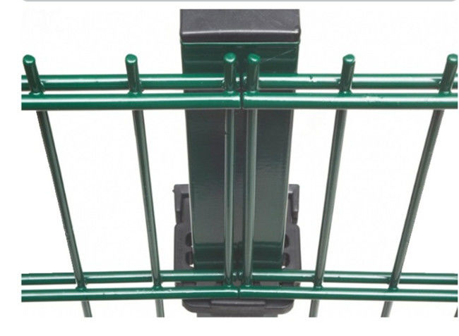 PVC L3m 868 двойной сваренный покрыл загородку ячеистой сети со столбом 48x1.5mm 1